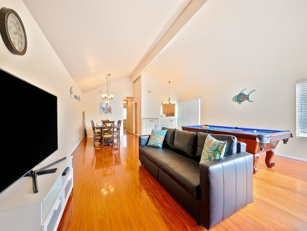 Newport Beach Home 1027605