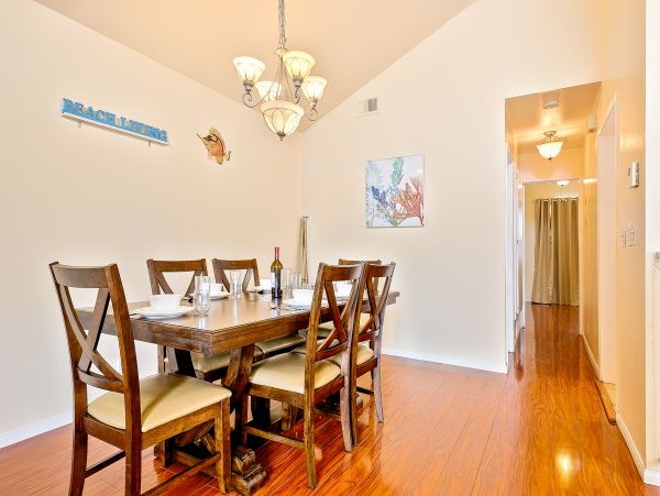 Newport Beach Home 1027605