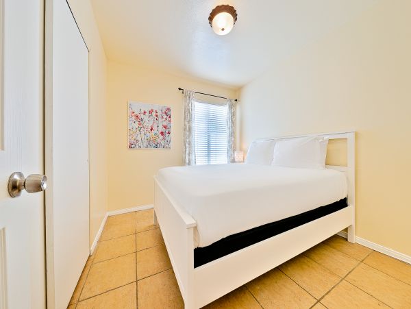Newport Beach Home 1027605
