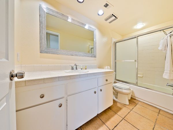 Newport Beach Home 1027605