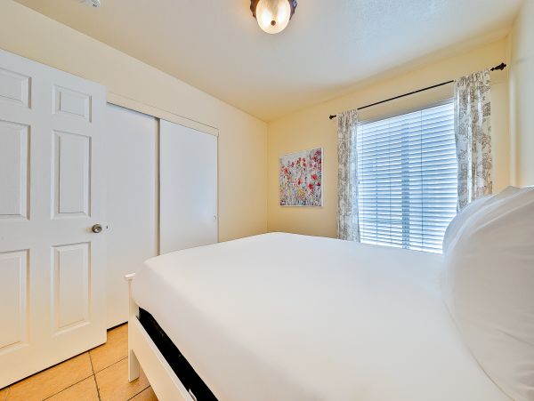 Newport Beach Home 1027605