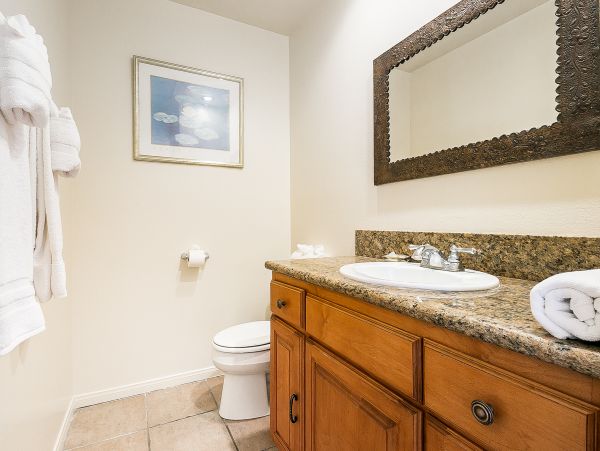 Newport Beach Home 1027605