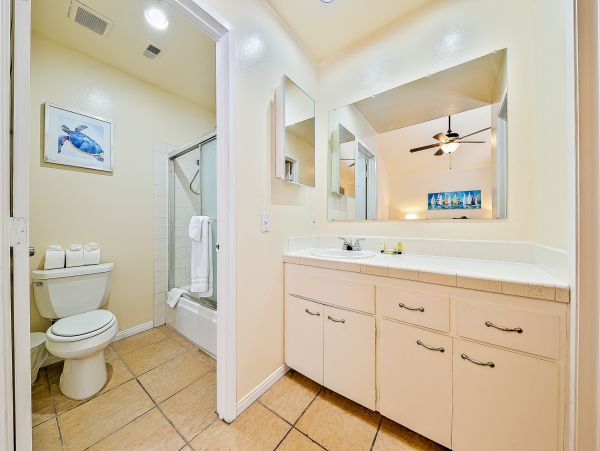 Newport Beach Home 1027605