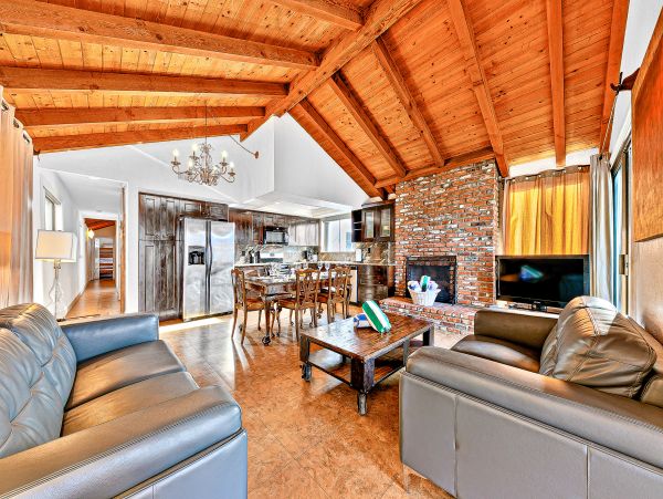 Newport Beach Home 1027606