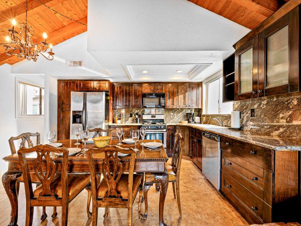 Newport Beach Home 1027606