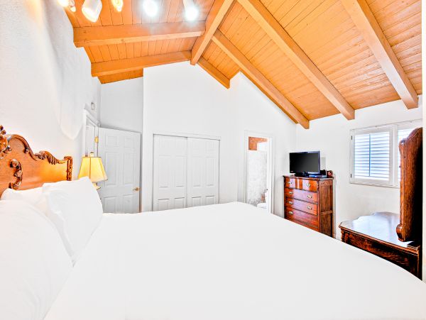Newport Beach Home 1027606