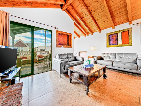 Newport Beach Home 1027606