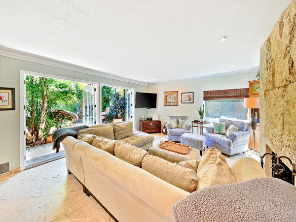 Newport Beach Home 1027607
