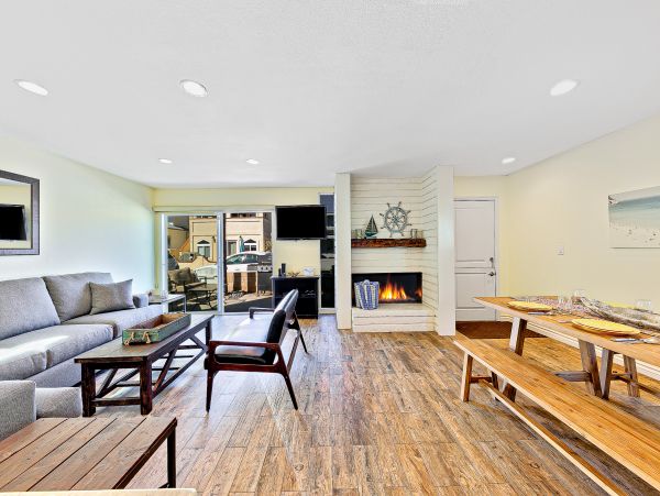Newport Beach Home 1027608