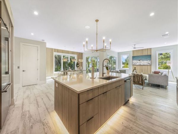 Anna Maria 4 Bedroom Vacation Villa with Private Pool