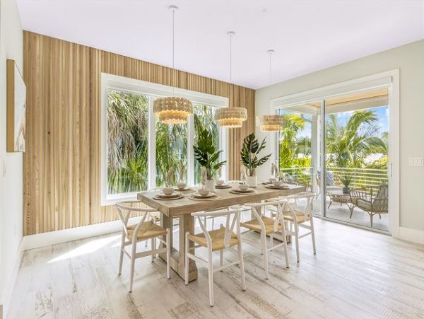 Anna Maria 4 Bedroom Vacation Villa with Private Pool