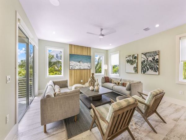 Anna Maria 4 Bedroom Vacation Villa with Private Pool