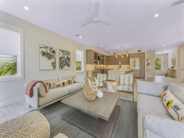 Anna Maria 4 Bedroom Vacation Villa with Private Pool