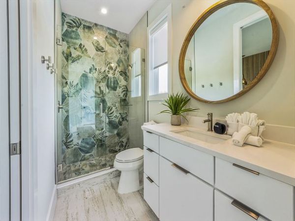 Anna Maria 4 Bedroom Vacation Villa with Private Pool