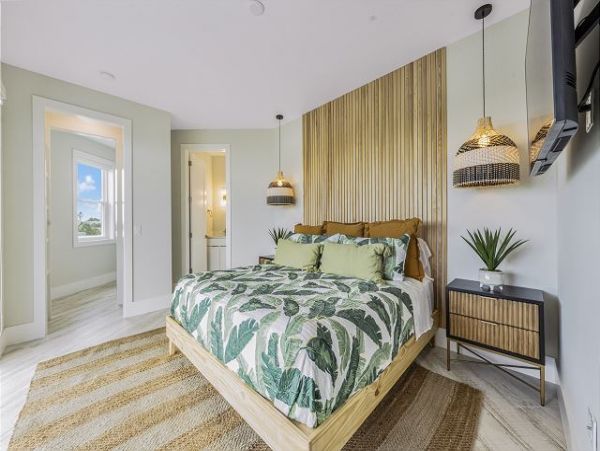 Anna Maria 4 Bedroom Vacation Villa with Private Pool