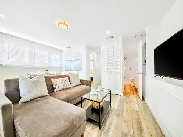Newport Beach Home 1027625