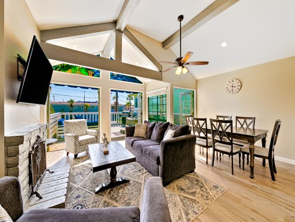 Newport Beach Home 1027630