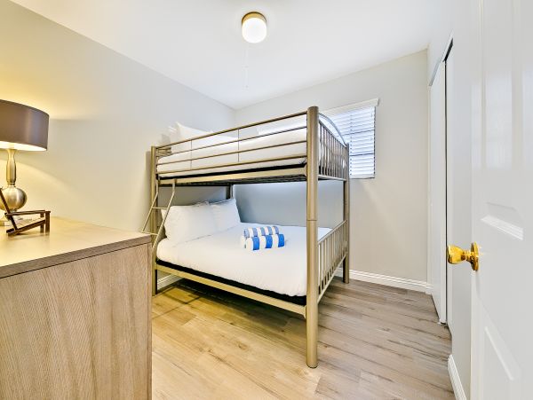 Newport Beach Home 1027630