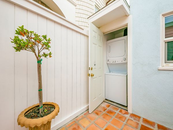 Newport Beach Home 1027635