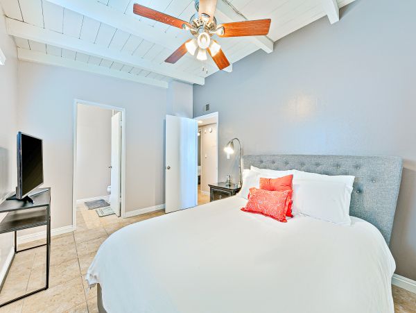 Newport Beach Home 1027640