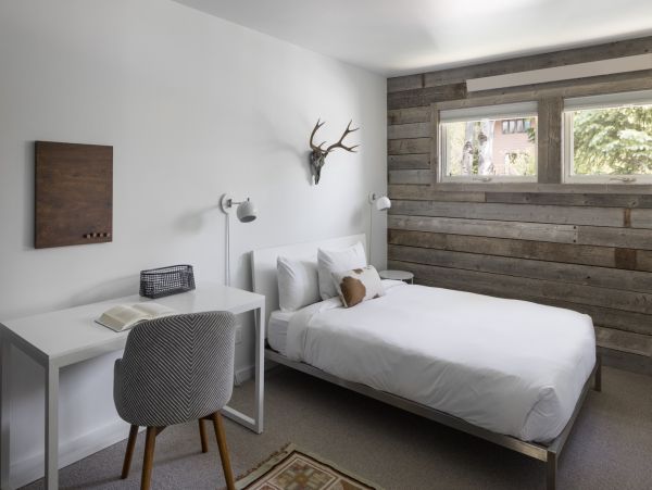 Beautiful Condo with 6 Bedrooms Sleeps 12 Guests