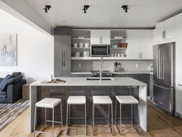 Beautiful Condo with 6 Bedrooms Sleeps 12 Guests