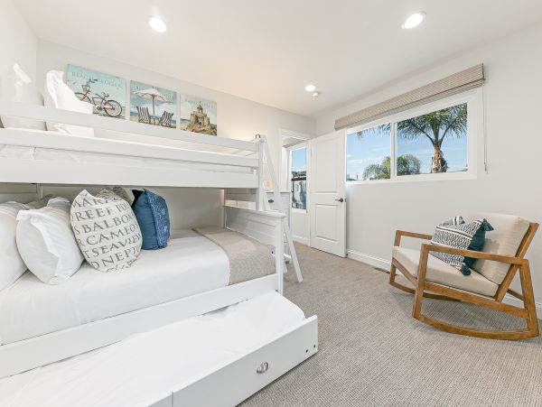 Newport Beach Home 1027646