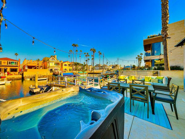 Newport Beach Home 1027650