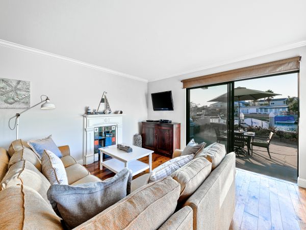 Newport Beach Home 1027656