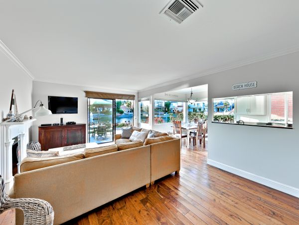 Newport Beach Home 1027656