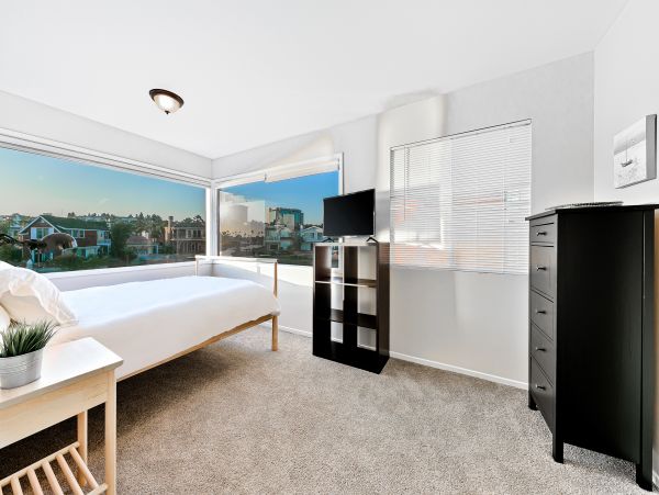Newport Beach Home 1027656