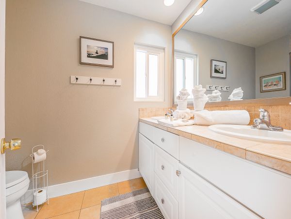 Newport Beach Home 1027660