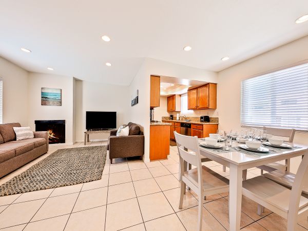 Newport Beach Home 1027663