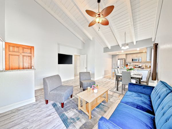 Newport Beach Home 1027665