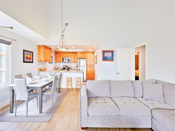 Newport Beach Home 1027666