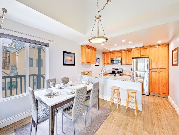 Newport Beach Home 1027666