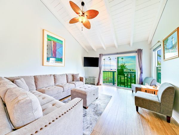 Newport Beach Home 1027666