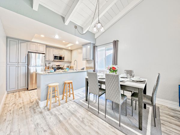 Newport Beach Home 1027669