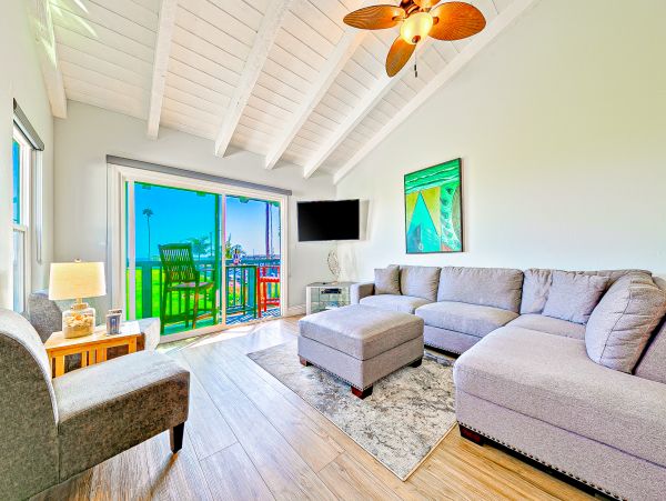 Newport Beach Home 1027670