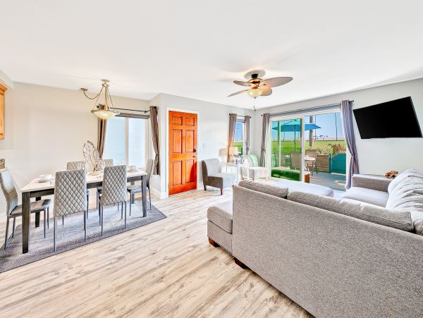 Newport Beach Home 1027671