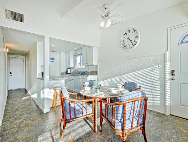 Newport Beach Home 1027673