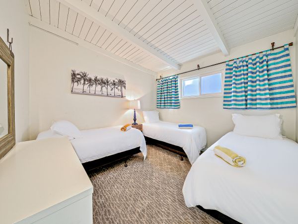 Newport Beach Home 1027673
