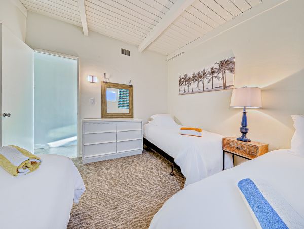 Newport Beach Home 1027673