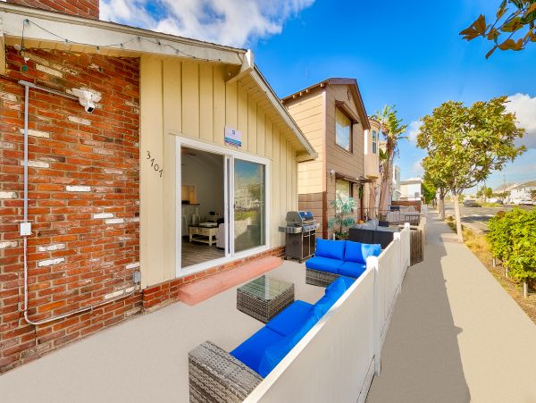 Newport Beach Home 1027675