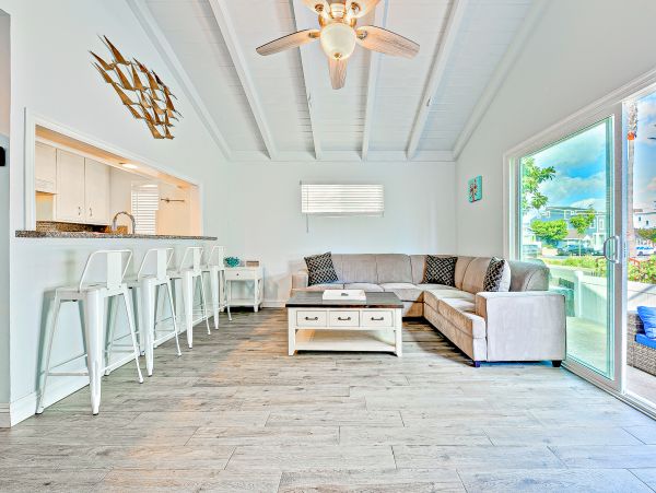 Newport Beach Home 1027675
