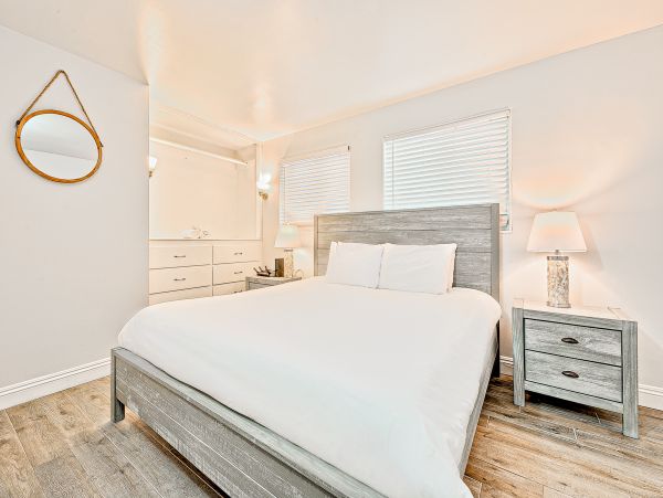 Newport Beach Home 1027675