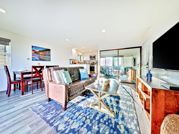 Newport Beach Home 1027678