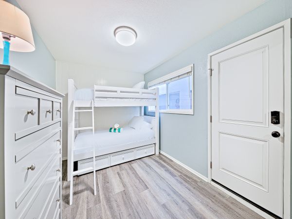 Newport Beach Home 1027678