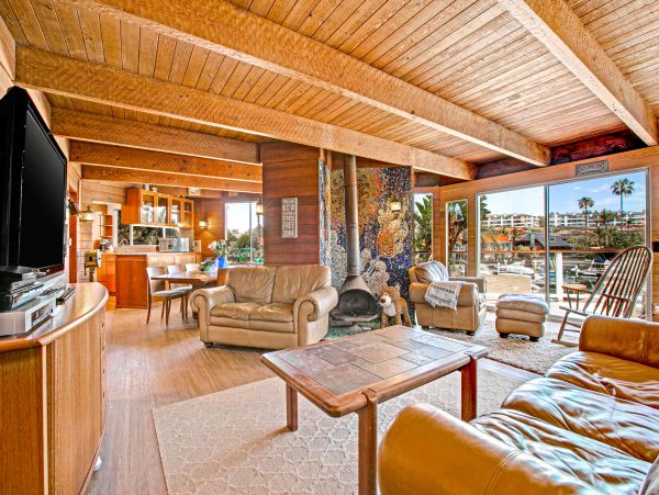 Newport Beach Home 1027679