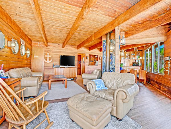 Newport Beach Home 1027679